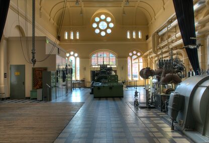 Die Besucherinnen und Besucher können das Fabrikmuseum und das Nordwolle-Gelände erkunden. | Bild: Nordwolle-Museum